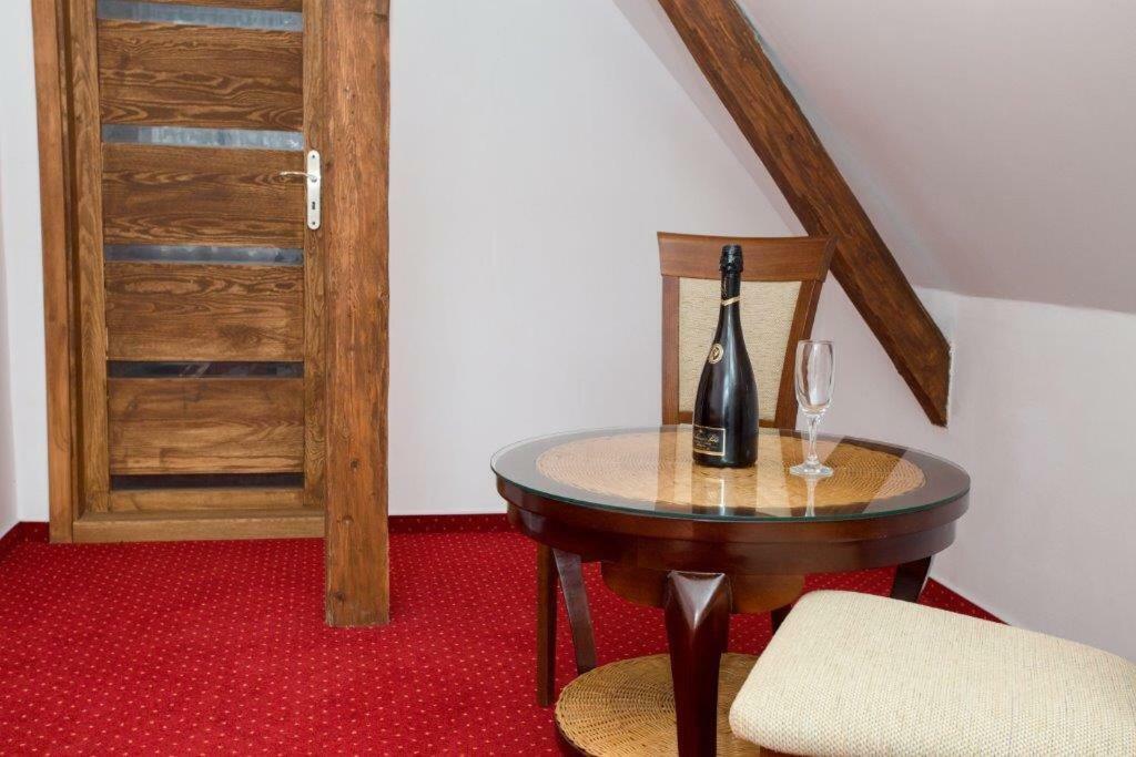 Penzion Na Zastavce Cesky Sternberk Dış mekan fotoğraf